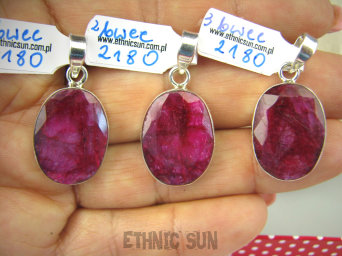 bwee2180 LŚNIĄCY Delikatny Wisior SZLIFOWANY RUBIN INDYJSKI w klasycznej oprawie Rubiny kamienie miłości Srebro 925