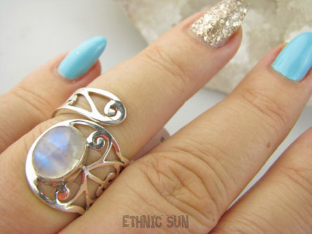 bpe9336 Artystyczny Ażurowy Regulowany Pierścień Pierścionek Kamień Księżycowy r.14, r.15, r.16, r.17 szeroka obrączka Srebro 925