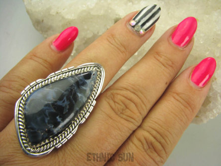 bpe6274 CUDNY mieniący się Długi 4,4 cm Pierścień Iskrzący KAMIEŃ BURZY Czarny Niebieski Pietersyt z Namibii - RZADKOŚĆ r.19 Srebro 925 #