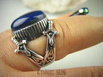 bpe6732 CZTERY MIECZE i Królewski Lapis Lazuli - Piękny Egzotyczny OKAZ Pierścień Lapis Lazuli - strażnik prawdy i mądrości r.17 Srebro 925 #