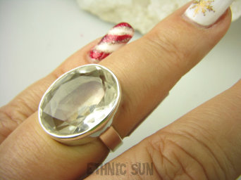 bpee3899 WSPANIAŁY KLASYCZNY OKAZ Odpromiennik zdobi leczy chroni Lśniący Pierścień Pierścionek Kryształ Górski r.15 Srebro 925 #