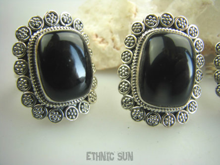 bpe4386 PIĘKNY OKAZ !!!  Duży i śliczny Pierścień Pierścionek czarny ONYKS regeneruje SERCE, EGZEMY, PAMIĘĆ r.15 Srebro 925 #