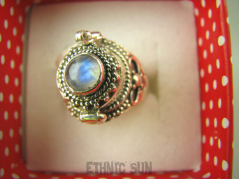 bpe6579 Bogato Zdobiony Delikatny Sekretnik UNIKAT !!! Otwierany Pierścień na zdjęcia lub marzenia Kamień Księżycowy r.15 Srebro 925