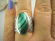 bpe3642 MIŁOSNA KOLEKCJA ZAKOCHANE SERCE !!! Wspaniały Pierścień MALACHIT - pobudza kreatywność r.20/ r.21 Srebro 925 # - 7
