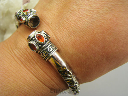 bb3927 Ależ piękna !!! LUKSUSOWA PIĘKNOŚĆ !!! CUDOWNA DUŻA 29G Orientalna Otwarta Bransoleta Bangla szlifowany Karneol Kwarc Dymny Srebro 925 #