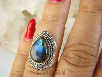 bpe8994 Egzotyczny Delikatny Pierścień Pierścionek LABRADORYT Spektrolit - kamień Zorzy Polarnej r.14 SREBRO 925