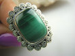 bpe4040 Biżuteria Egzotyczna !!! Cudowny MALACHIT W ORIENTALNEJ OPRAWIE -  Pierścień MALACHIT - pobudza kreatywność r.13,5/ r.14 Srebro 925 # - 5