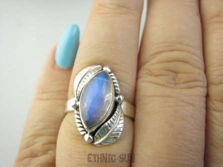 bpe9351 Egzotyczny Delikatny Pierścień Pierścionek Kamień Księżycowy r.16 Srebro 925