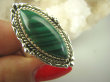 bpe7952 Biżuteria Egzotyczna !!! Cudowny MALACHIT W ORIENTALNEJ OPRAWIE -  Pierścień MALACHIT - pobudza kreatywność r.17/ r.18 Srebro 925 # - 8