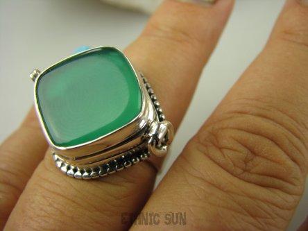 bpe6307 Biżuteria Orientalna !!! Otwierany Pierścień na Zdjęcia, Marzenia lub truciznę SEKRETNIK Zielony ONYKS r.15 Srebro 925 #