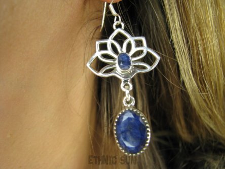 bkee1134 Kwiat Lotosu - talizman wiecznej młodości !!! CUDOWNE Długie 6 cm Kolczyki Szafir Indyjski Szafiry SREBRO 925