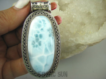 bwe3359 ZJAWISKOWY 34G - Duży 6,8cm Naturalny rzadki kamień LARIMAR kamień ANIELSKI czakra gardła Duży Wisior z Larimarem w orientalnej oprawie SREBRO 925 #
