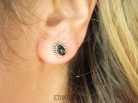 bke979 Orientalne Delikatne Kolczyki na Sztyft z czarnymi Onyksami ONYKS Srebro 925