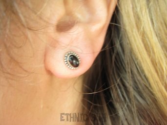 bke979 Orientalne Delikatne Kolczyki na Sztyft z czarnymi Onyksami ONYKS Srebro 925