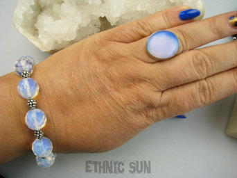 bpe9660 Cudowny zmeinijący kolor Opalit Klasyczny Wzór !!! Wygodny Pierścień Pierścionek Mleczno Biało BŁękitny Opalit r.21 Srebro 925