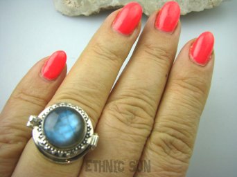 bpe5363 Biżuteria Orientalna Piękny Sekretnik UNIKAT !!! Otwierany Pierścień na zdjęcia Labradoryt Spektrolit - kamień Zorzy Polarnej r.15/r.16 Srebro 925 #