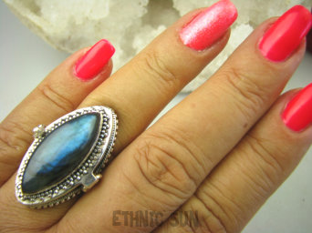 bpe8172 Piękny Duży Sekretnik Pierścień na Zdjęcia lub Marzenia Labradoryt Spektrolit - kamień Zorzy Polarnej r.17 Srebro 925 #