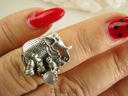 bpe9046 Przepiękny Unikatowy Delikatny Pierścień Pierścionek SŁOŃ na szczęście Kwarc Różowy r.12 Srebro 925