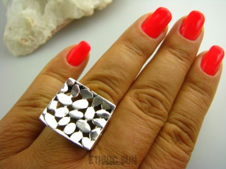 bpe3119 WYPRZEDAŻ KOLEKCJI  LŚNIĄCE PŁATKI -  Ażurowy  Lśniący Pierścień Sygnet Cały ze Srebra r.23 SREBRO 925 Duży rozmiar #