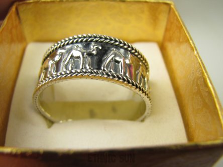 bpe8723 wspaniała szeroka obrączka KARAWANA WIELBŁĄDÓW !!! Mocny Pierścień Oksydowana Obrączka z Wielbłądami Cały ze Srebra r.23/ r.24 SREBRO 925 #