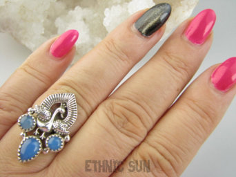 bpe9369 Orientalny Pierścień Pierscionek Królewski Paw oraz Chalcedon - czakra gardła r.18 Srebro 925 #