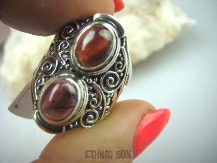 bpe5419 Egzotyczny Pierścień naturalne Granaty - kamienie namiętności Granaty w kolorze czerwonego wina r.15 Srebro 925 #