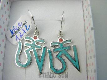 bke1272 Święty Symbol OM Amulet - Ochrona i Ozdoba Kolczyki inkrustowany TURKUS i KORAL Turkusy Srebro 925