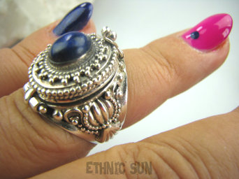 bpe5178 Bogato Zdobiony Piękny Sekretnik UNIKAT !!! Otwierany Pierścień na zdjęcia lub marzenia Lapis Lazuli r.13 Srebro 925 #