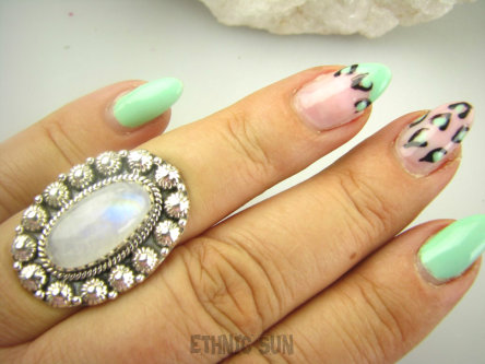 bpe9086 TĘCZA Biżuteria Orientalna !!! Piękny Egzotyczna Pierścień Pierścionek Kamień Księżycowy r.15 Srebro 925 #