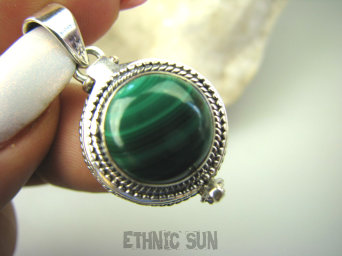 bwe3344 Piękny Delikatny Sekretnik Na Zdjęcia FOTO lub Marzenia otwierany Wisior Zielony MALACHIT Srebro 925 #