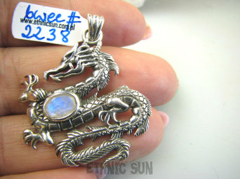 bwee2238 Przepiękny Wisior Smoczysko symbol MĄDROŚCI I OCHRONY SMOK - Mocny AMULET na POMYŚLNOŚĆ I SIŁĘ, Kamień Księżycowy SREBRO 925 #