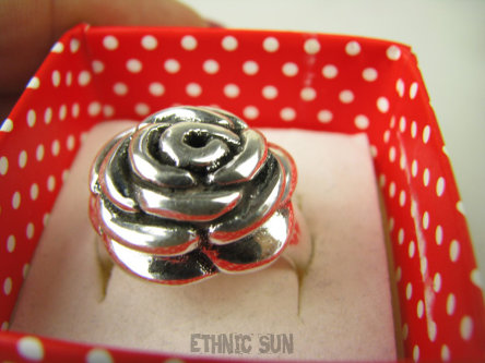 bpe8678 RÓŻA KRÓLOWA KWIATÓW !!! Niezwykły Lśniący Pierścień Róża Pierścionek z dmuchanego srebra r.16 Srebro 925 #