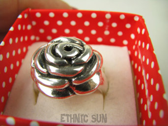 bpe8678 RÓŻA KRÓLOWA KWIATÓW !!! Niezwykły Lśniący Pierścień Róża Pierścionek z dmuchanego srebra r.16 Srebro 925 #