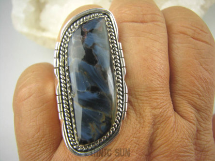 bpe6269 CUDNY mieniący się Długi 4,5 cm Pierścień Iskrzący KAMIEŃ BURZY Czarny Niebieski Pietersyt z Namibii - RZADKOŚĆ r.17/ r.18 Srebro 925 #