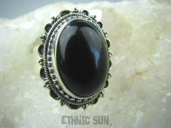 bpe6459 Śliczny Pierścień czarny ONYKS regeneruje SERCE, EGZEMY, PAMIĘĆ r.18 Srebro 925 #