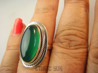 bpe9152 BIŻUTERIA EGZOTYCZNA !!! Przepiękny Delikatny Pierścień Zielony ONYKS - regeneruje SERCE, EGZEMY, PAMIĘĆ r.15 Srebro 925 #