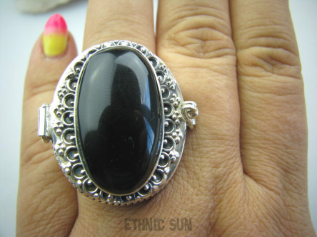 bpe4851 SEKRETNIK Otwierany Duży Pierścień na Zdjęcia lub Marzenia Czarny Onyks - regeneruje SERCE, EGZEMY, PAMIĘĆ r.18/ r.19 Srebro 925 #