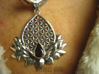 bwee1231 Duży 6,5 cm AZ 17 G KWIAT ŻYCIA i Kwiat Lotosu SILNY AMULET OCHRONNY !!!!  Wisior Granaty SREBRO 925