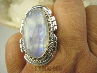 bpe7832 ŚLICZNY I DUŻY Niebiesko-Chabrowy z Tęczą Egzotyczny Pierścień Kamień Księżycowy r.17 orientalne Srebro 925 #