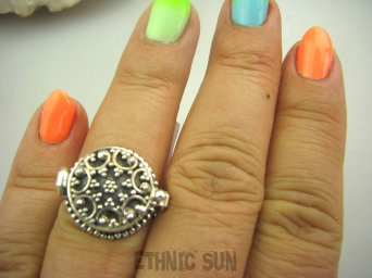 bpe5342 Marokański SEKRETNIK Otwierany Pierścień na Zdjęcia lub Marzenia Cały ze srebra r.21/ r.22 Srebro 925 # MAROKO