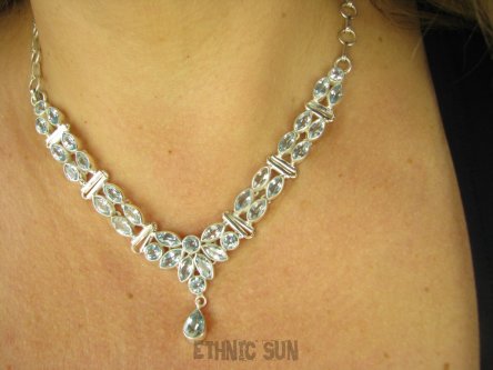 bn1507 LUX Kolia 33 sztuki kamieni ,Niewiarygodnie piękna 35 g !!! Naszyjnik szlifowany Blue Topaz - kamień młodości, najwyższa jakość kamienia Srebro 925 #
