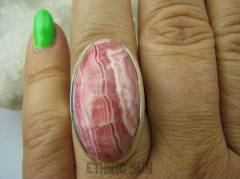 bpe6071 Klasyczny Pierścień nieregularne pasma Różowy RODOCHROZYT - kamień miłości r.20 lśniące Srebro 925 #