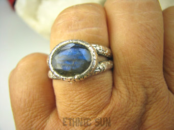 bpee3883 Delikatny Pierścień szlifowany Granatowy Labradoryt Spektrolit kamień Zorzy Polarnej r.21 Srebro 925 #