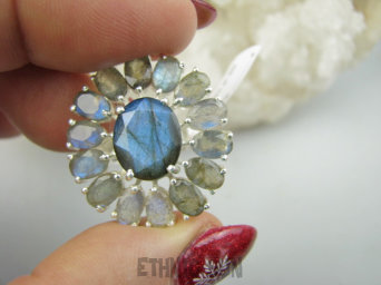 bpee4494 Max blask bardzo mieniace się labradoryty WIELOBARWNE Piękny Regulowany Pierścień Pierścionek z Labradorytami szlif Labradoryt Spektrolit - kamień Zorzy Polarnej r.13, r.14, r.15, r.16 Srebro 925 #