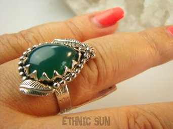 bpe9147 Śliczny Pierścień Pierścionek zielony Onyks r.21 Srebro 925 Onyksem #