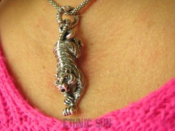 bwe3490 Wrrrrrrrrr Niezwykły DRAPIEŻNY TYGRYS - ŹRÓDŁO SIŁY I DOBROBYTU  DUŻY 6,2cm długi Masywny 21G  Wisior Srebro 925 #