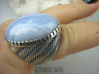 bpe5530 BŁEKITNO-FIOLETOWY Duży OKAZ 21 gramów !!! Pierścień  KORONKOWY AGAT BLUE LACE STRES , CHOROBY OCZU I USZU r.22 Srebro 925 #