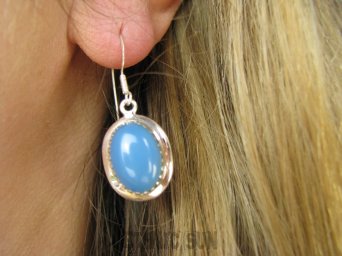 bke1212 Przepiękne Lśniące Lekkie Kolczyki Chalcedon (Tarczyca) - czakra gardła Srebro 925