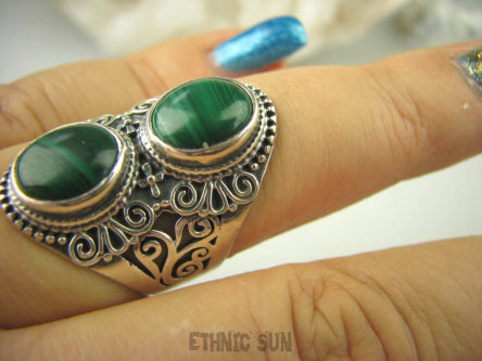 bpe6572 Biżuteria Egzotyczna !!! Pierścień MALACHIT - pobudza kreatywność r.15/ r.6 szeroka obrączka Srebro 925 #
