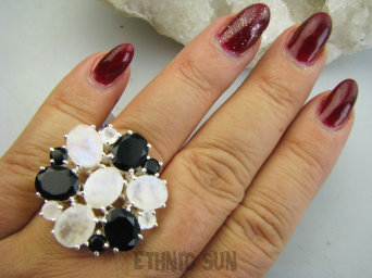 bpee4545 DWUBARWNY KLEJNOT - Śliczny DUŻY OKAZ 17g !!! Piękny Lśniący Pierścień Pierścionek Kamień Księżycowy Onyks r.17 Srebro 925 #